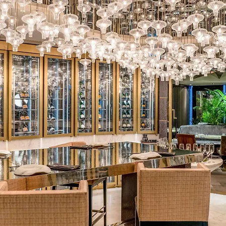 Hotel Raffles