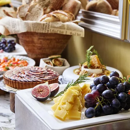 فندق رافليس إسطنبول 5*