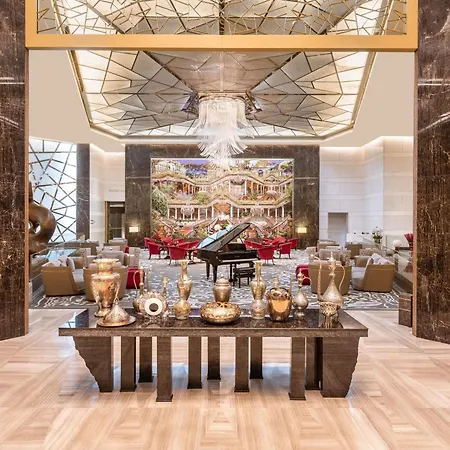 ラッフルズ ホテル イスタンブール