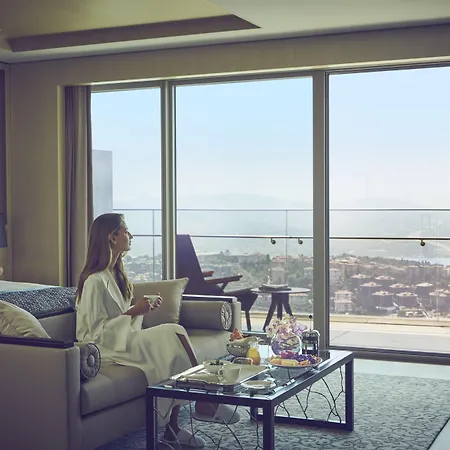 ラッフルズ ホテル イスタンブール