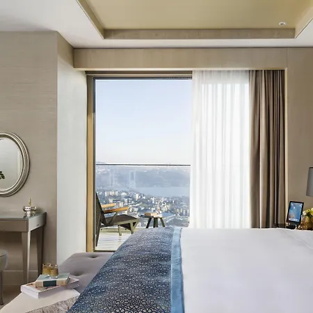 ラッフルズ 5* イスタンブール