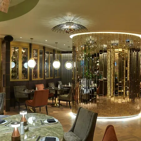 ホテル ラッフルズ 5*