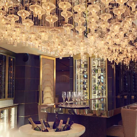 ホテル ラッフルズ イスタンブール