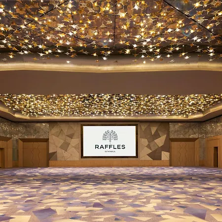 ホテル ラッフルズ イスタンブール