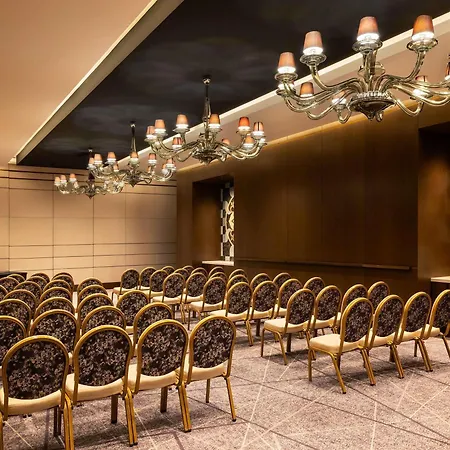 ラッフルズ ホテル 5*