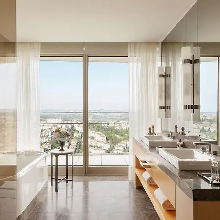 Отель Raffles