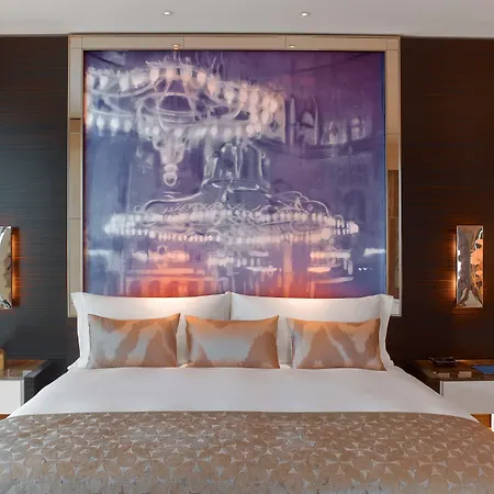 Raffles Отель 5*