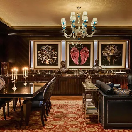 Hotel Raffles